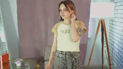 LynnaBurnard webcam model stream image