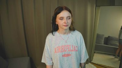 LynnaBurnard webcam model stream image