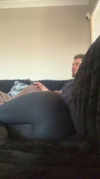 PuttieIn webcam model stream image