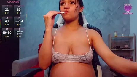 Roxxi_2110 webcam model stream image