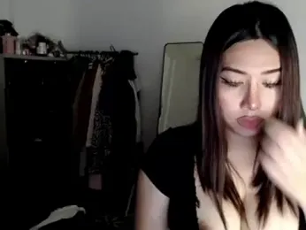 urqueendominant webcam model stream image