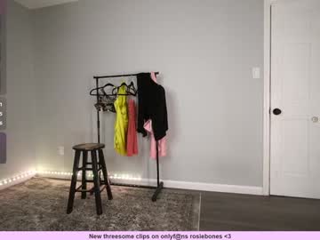 rosiebones webcam model stream image