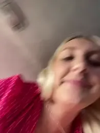 MerlinDave webcam model stream image