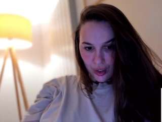 yourgoddessroxana webcam model stream image