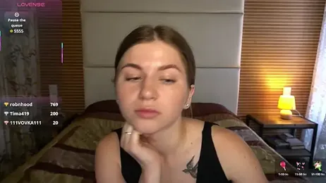 YoursGirlAlice webcam stripchat model stream image