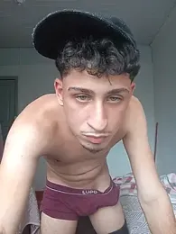 Th3_c4rl0s webcam model stream image