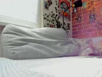 yami_yami_yami webcam model stream image