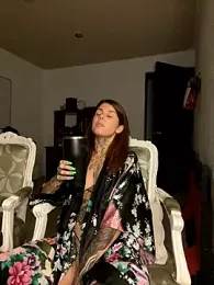 Izy_cute_ webcam model stream image