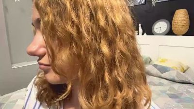 MapleQuirin webcam model stream image