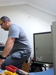 Andrew1900529 webcam model stream image