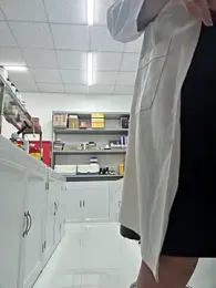 HinaLovely webcam model stream image