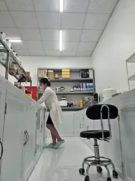 HinaLovely webcam model stream image