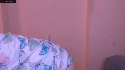 LillyBluee webcam model stream image