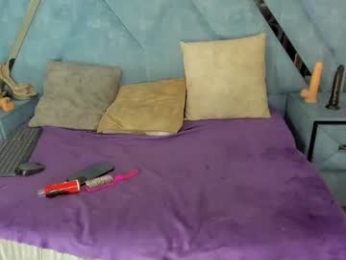 aura_love69 webcam model stream image