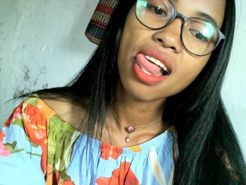 Tinah69 webcam model stream image