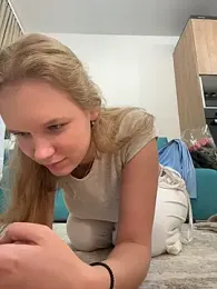 Ketitull webcam model stream image