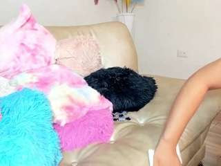 cattalina-storm98 webcam model stream image