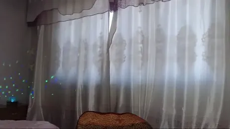 Batari webcam model stream image