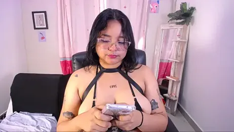 alaia_03 webcam stripchat model stream image