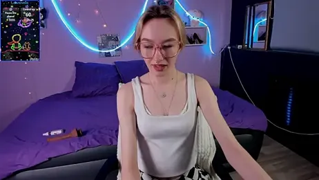 RosaliFox webcam model stream image