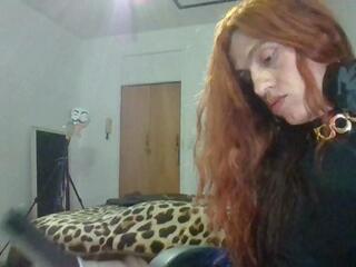 Myla Vibes webcam model stream image