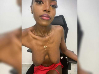 Exoticsoms webcam model stream image