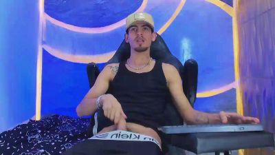 Kroddy_Sw_ webcam model stream image