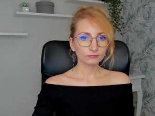 cinderellamoon webcam model stream image