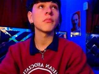 luke-howland webcam model stream image