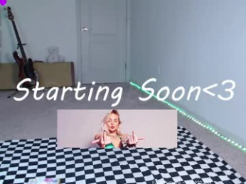 petitebrat webcam model stream image