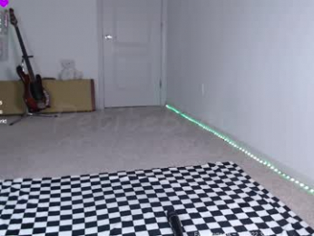 petitebrat webcam model stream image