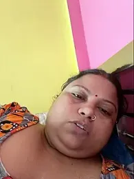 yourssoumi webcam model stream image