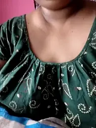 yourssoumi webcam model stream image