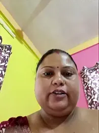 yourssoumi webcam stripchat model stream image