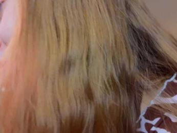 CrystalDiva webcam model stream image