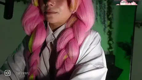 Loidjanne webcam stripchat model stream image