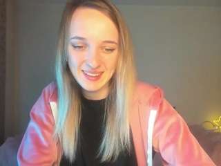 rousereedd webcam model stream image