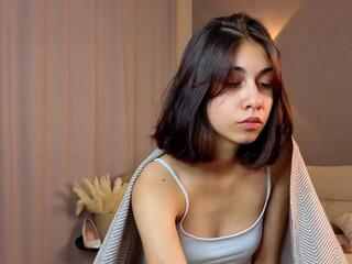 Dionna Hutts webcam model stream image