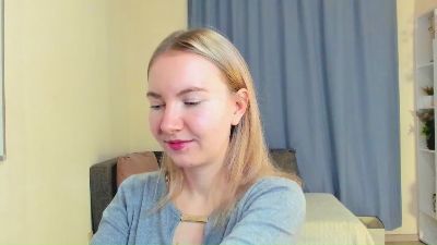 AlesiaTrench webcam cam4 model stream image