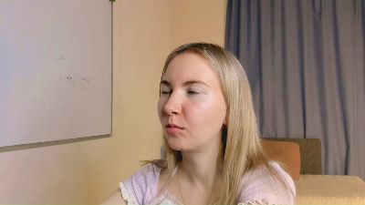 AlesiaTrench webcam model stream image