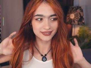 coralavanzato webcam model stream image