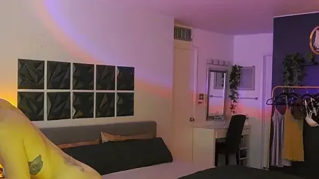 TiftonExplores webcam model stream image