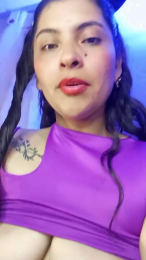 Fox_roxxan webcam model stream image