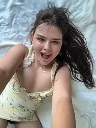 NikaMur webcam model stream image