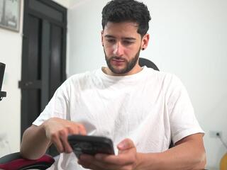 Saimon Jordan webcam flirt4free model stream image