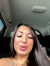 RuslanaXX webcam model stream image