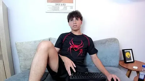 Honeymoon_sariel webcam model stream image