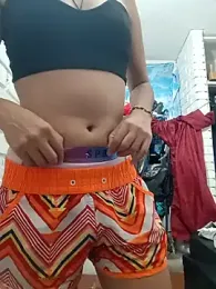 valeriaswang_Lucas webcam model stream image