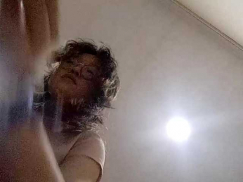 web3queen webcam model stream image