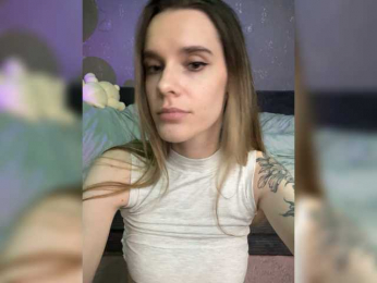 SyaoSan webcam model stream image
